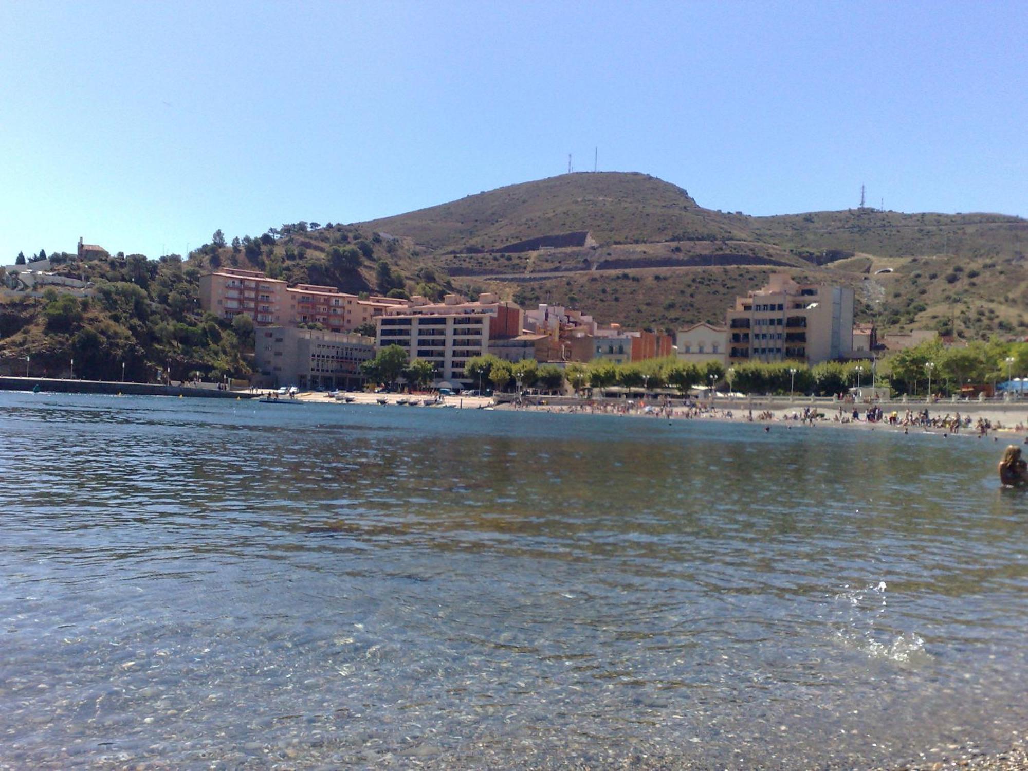 Hostal Juventus Portbou Exteriör bild